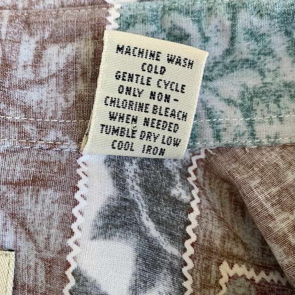 🎉HOST PICK🎉 Cooke Street Honolulu Reverse Print Aloha Shirt - Large - Picture 10 of 12